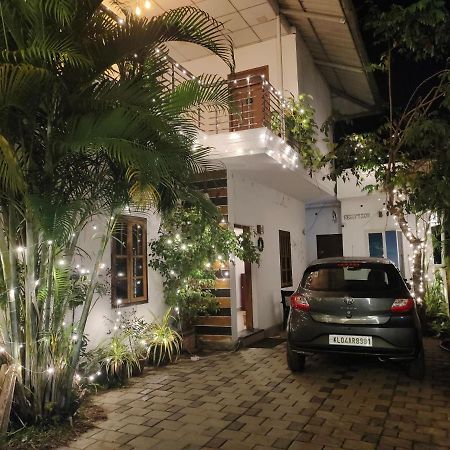 White Shore Beach Homestay Alappuzha Exterior foto